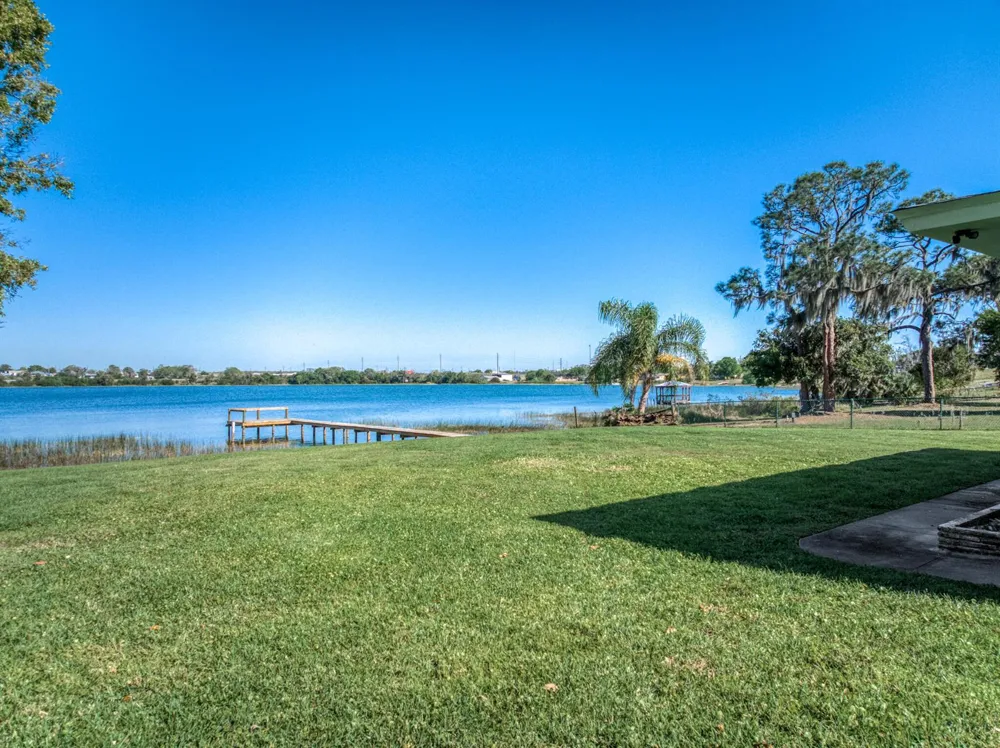 1622 W Dinner Lake Drive Sebring, FL 33870