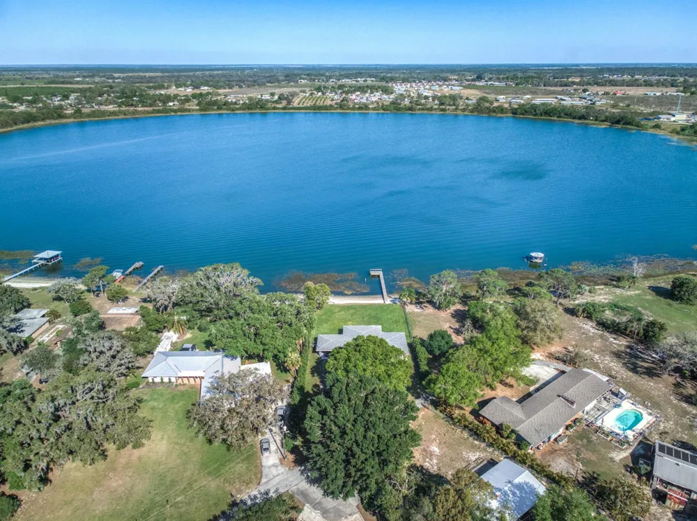 1622 W Dinner Lake Drive Sebring, FL 33870