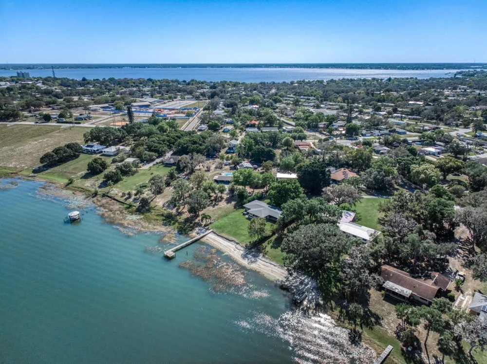 1622 W Dinner Lake Drive Sebring, FL 33870