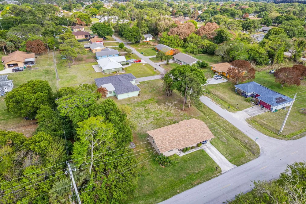 3804 Avenue M Fort Pierce, FL 34947