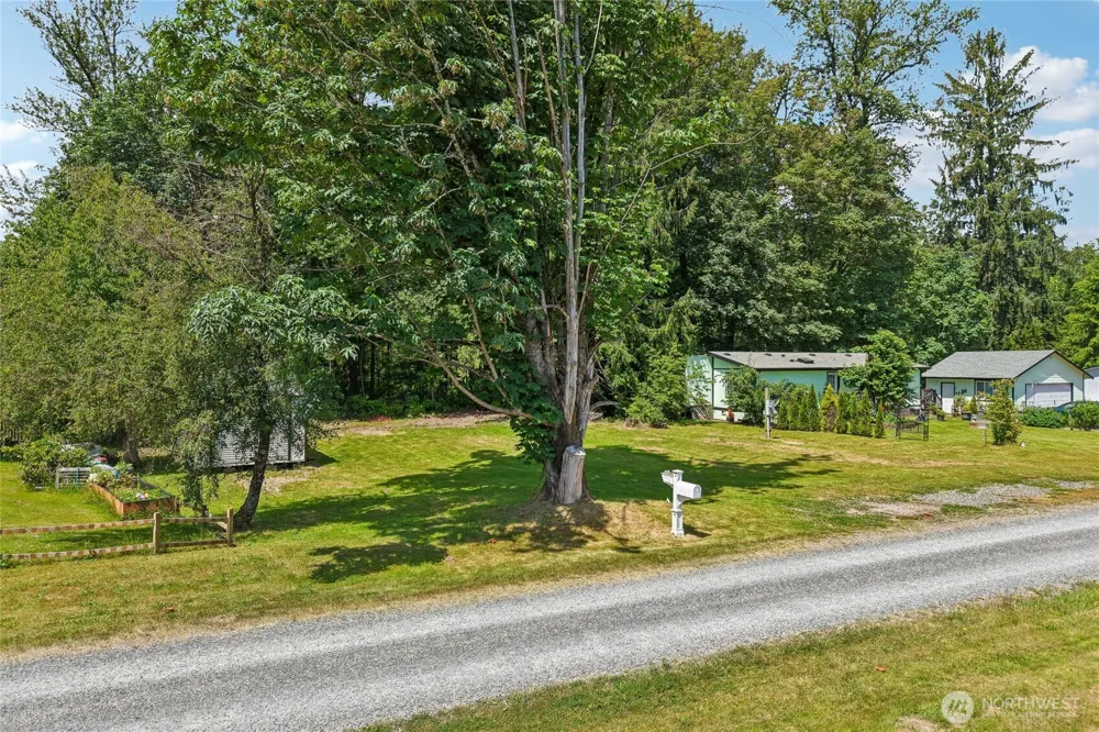 30526 237th Drive NE Arlington, WA 98223