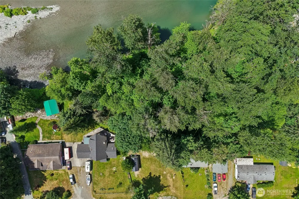 30526 237th Drive NE Arlington, WA 98223
