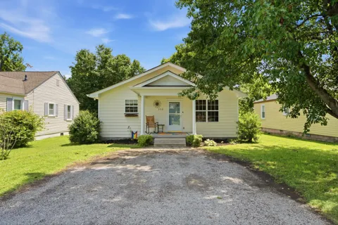208 East Ave