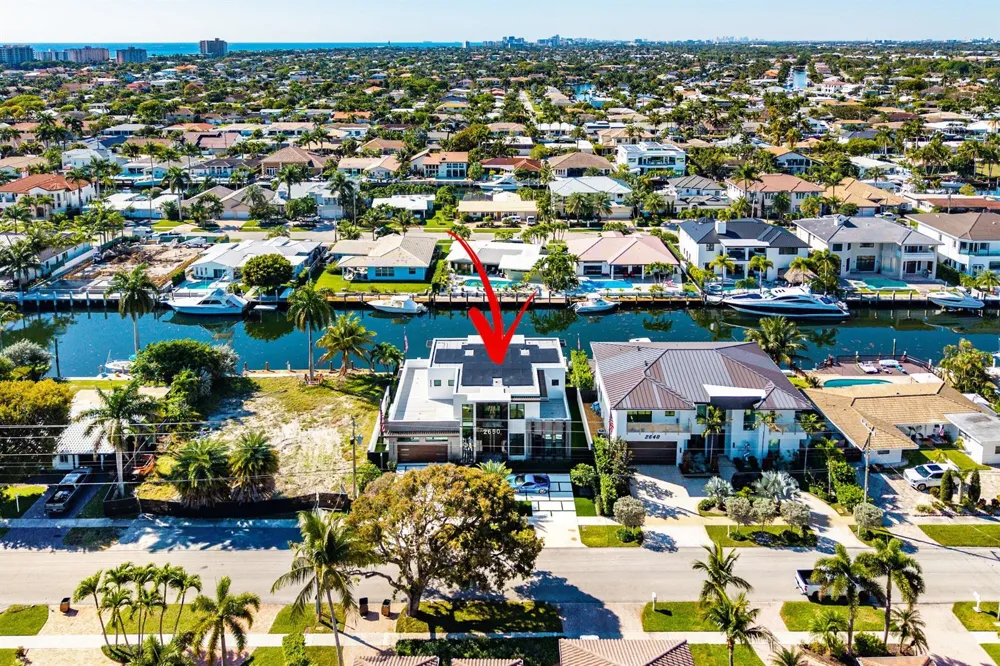 2650 NE 48th Court Lighthouse Point, FL 33064