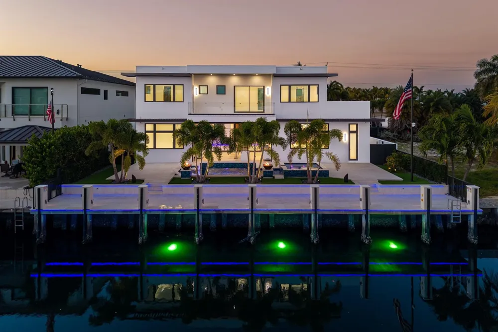 2650 NE 48th Court Lighthouse Point, FL 33064