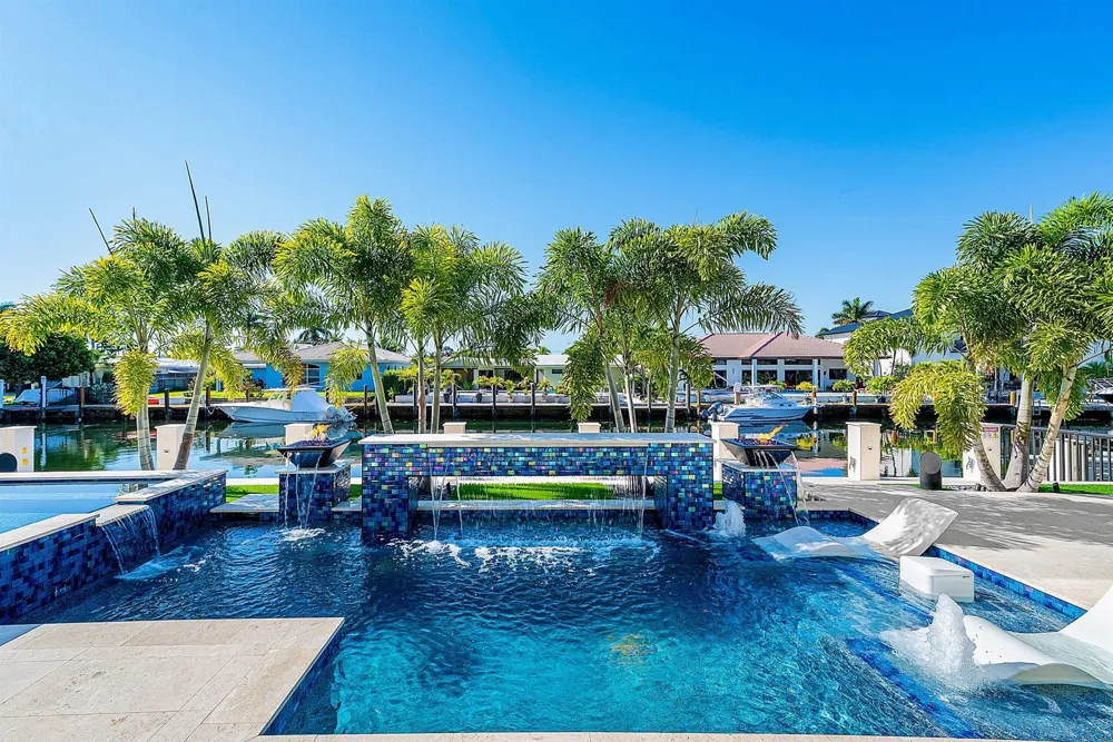 2650 NE 48th Court Lighthouse Point, FL 33064