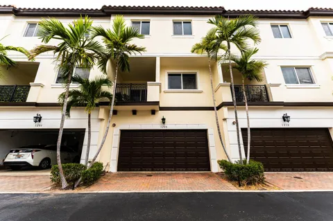 1208 Coastal Bay Boulevard