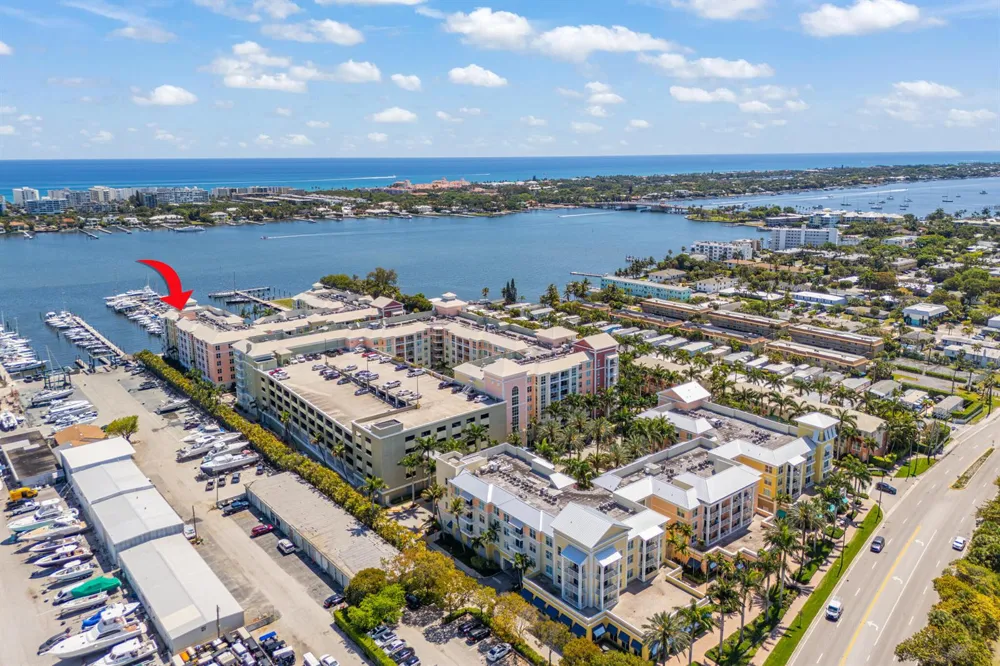 806 E Windward Way #403 Lantana, FL 33462