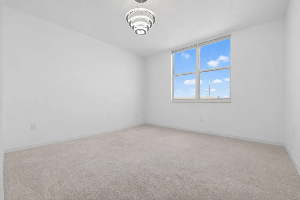 806 E Windward Way #403 Lantana, FL 33462