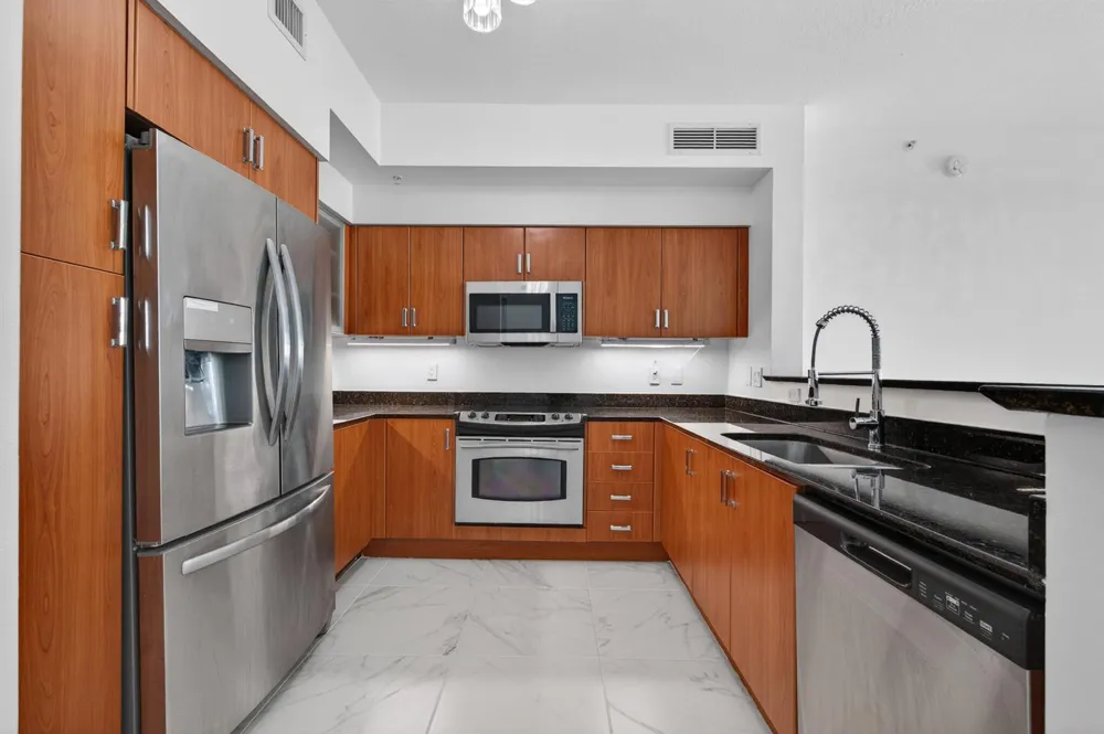 806 E Windward Way #403 Lantana, FL 33462