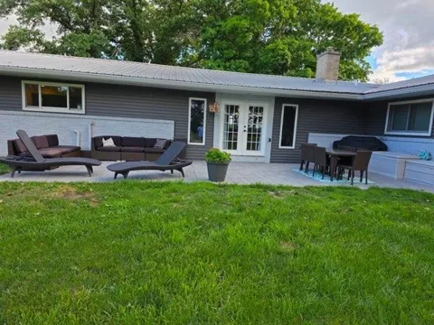 1417 E Weidman Road