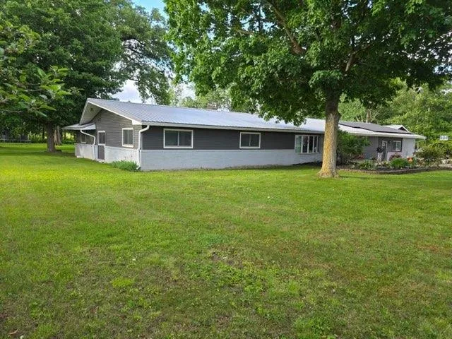 1417 E Weidman Road Isabella Township, MI 48878