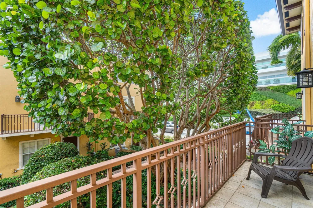 65 SE 5th Avenue Delray Beach, FL 33483