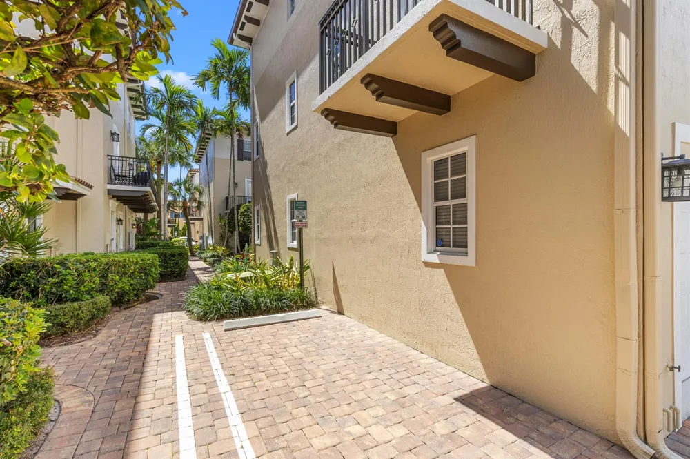 65 SE 5th Avenue Delray Beach, FL 33483