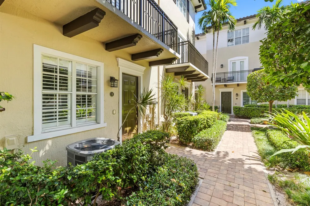 65 SE 5th Avenue Delray Beach, FL 33483