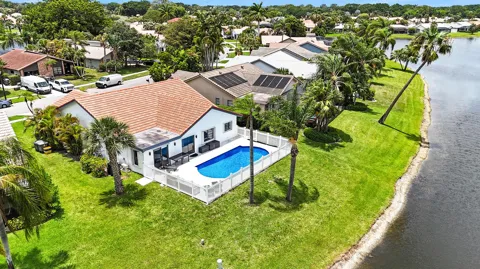 10131 Camelback Lane