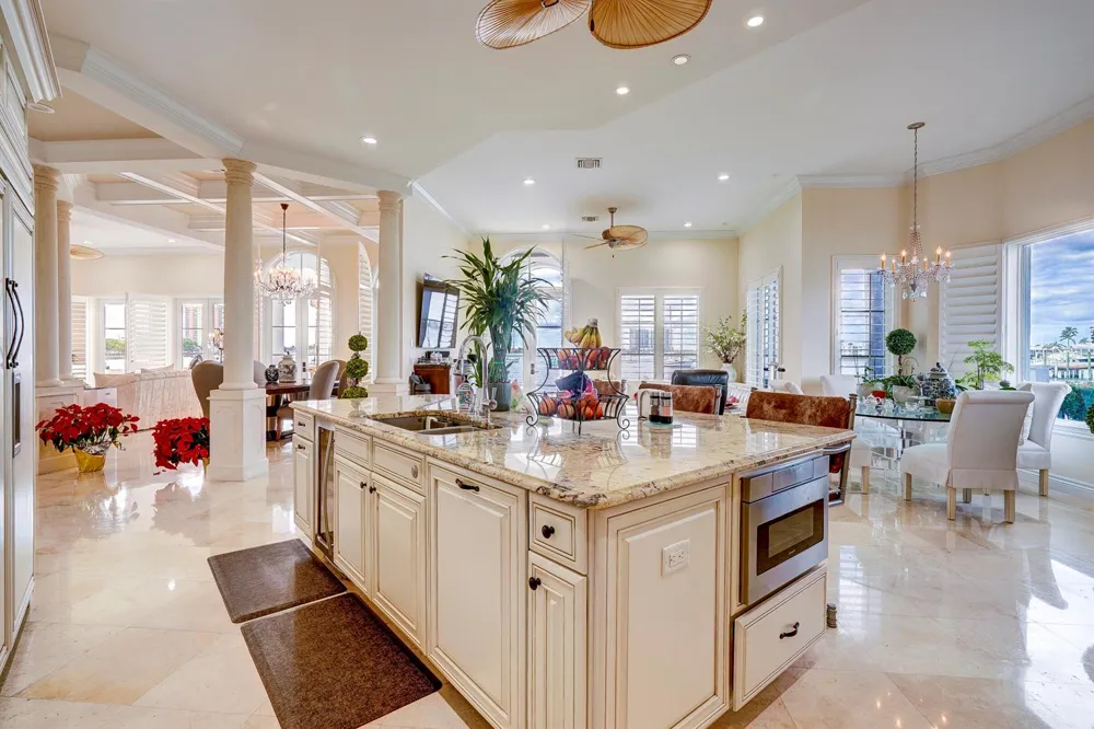 2775 Lake Drive Singer Island, FL 33404