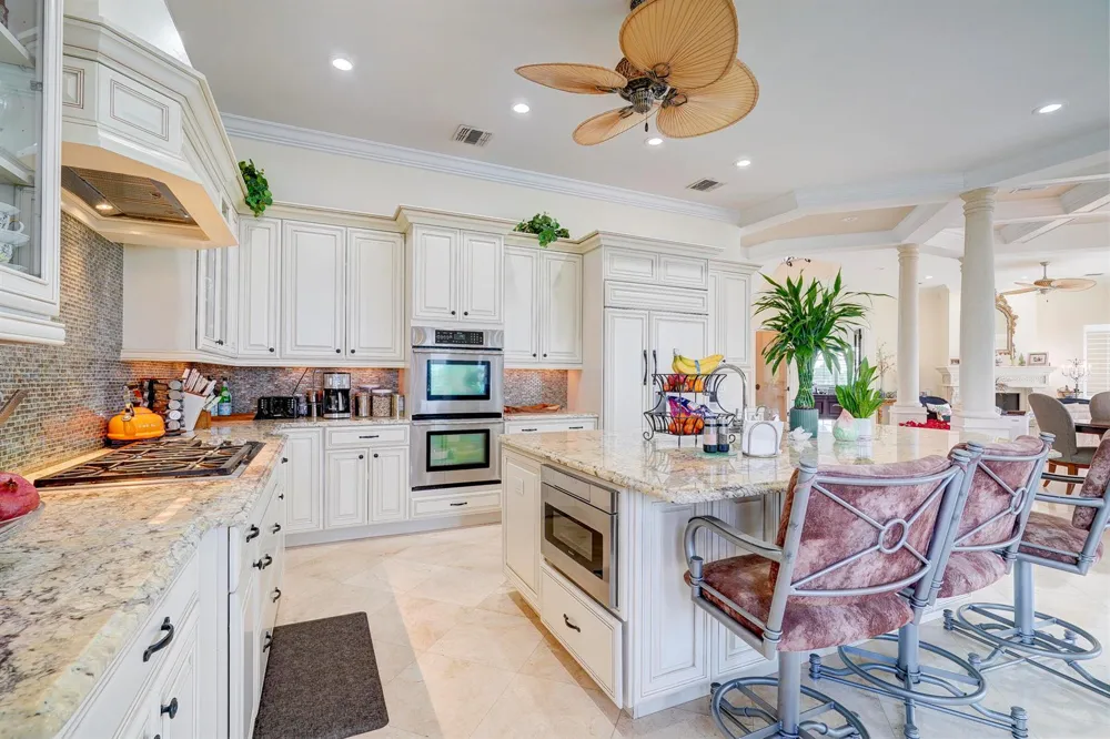 2775 Lake Drive Singer Island, FL 33404