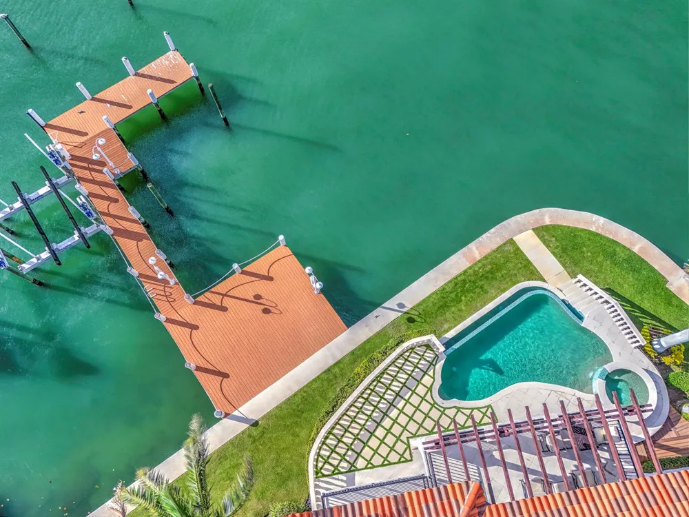 2775 Lake Drive Singer Island, FL 33404