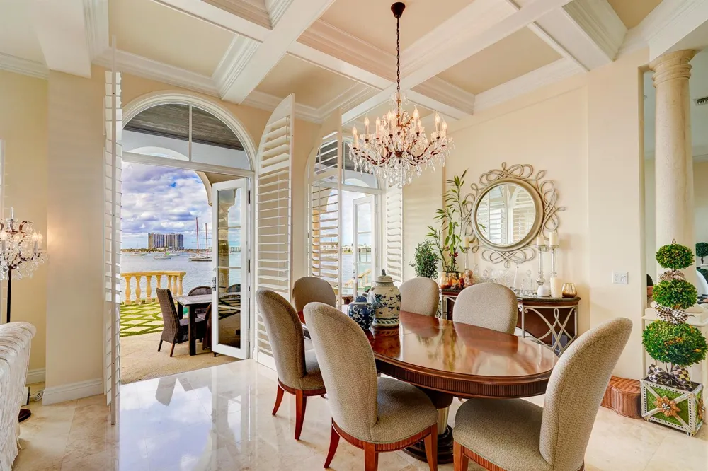 2775 Lake Drive Singer Island, FL 33404