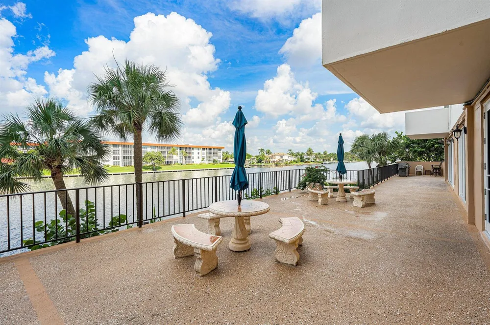 1150 Hillsboro Mile #508 Hillsboro Beach, FL 33062