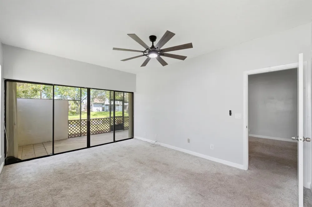 1097 NW 98th Terrace #110 Pembroke Pines, FL 33024