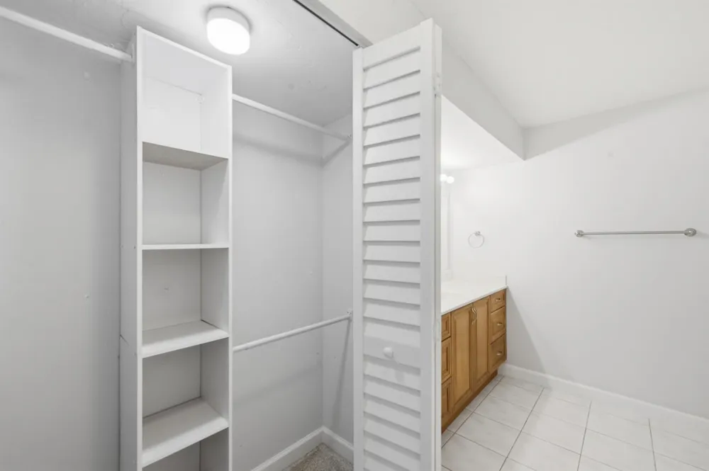 1097 NW 98th Terrace #110 Pembroke Pines, FL 33024