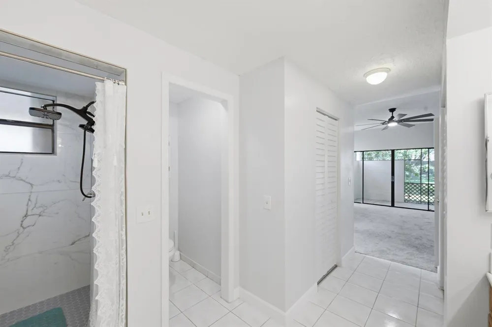 1097 NW 98th Terrace #110 Pembroke Pines, FL 33024