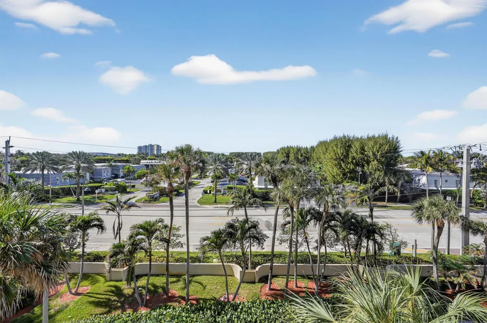 3400 Ocean Drive #408 Singer Island, FL 33404