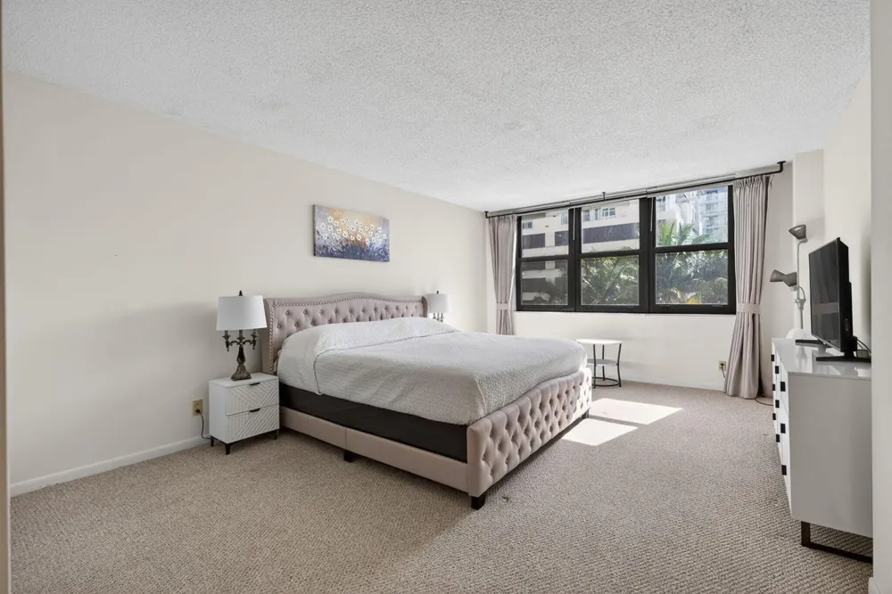 3400 Ocean Drive #408 Singer Island, FL 33404