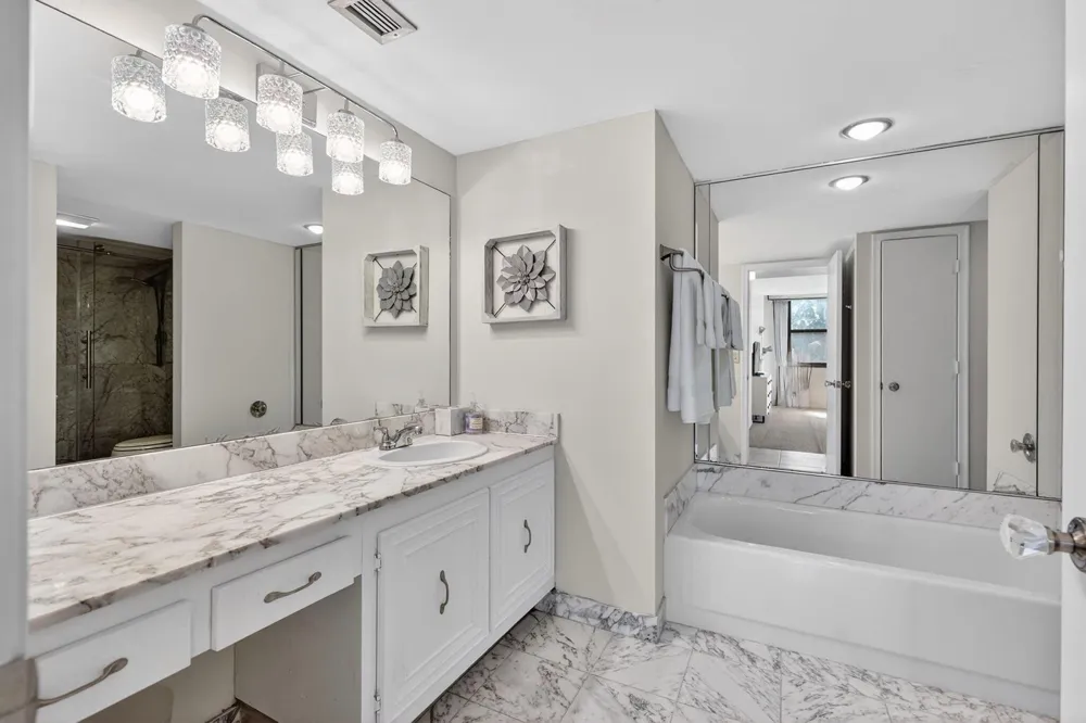 3400 Ocean Drive #408 Singer Island, FL 33404