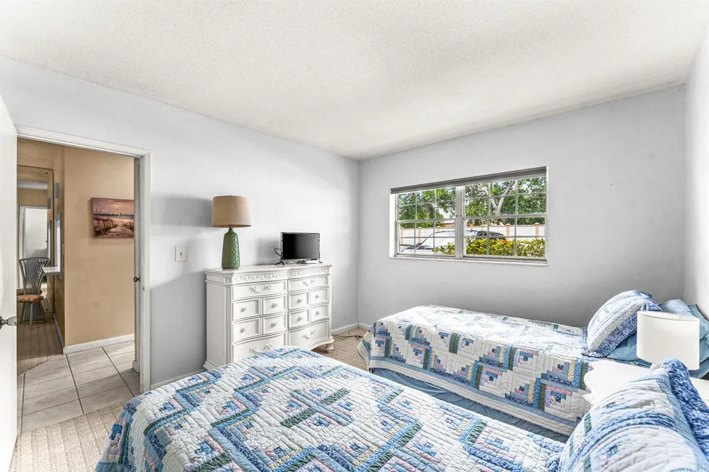 1951 NE 39th Street #131 Lighthouse Point, FL 33064