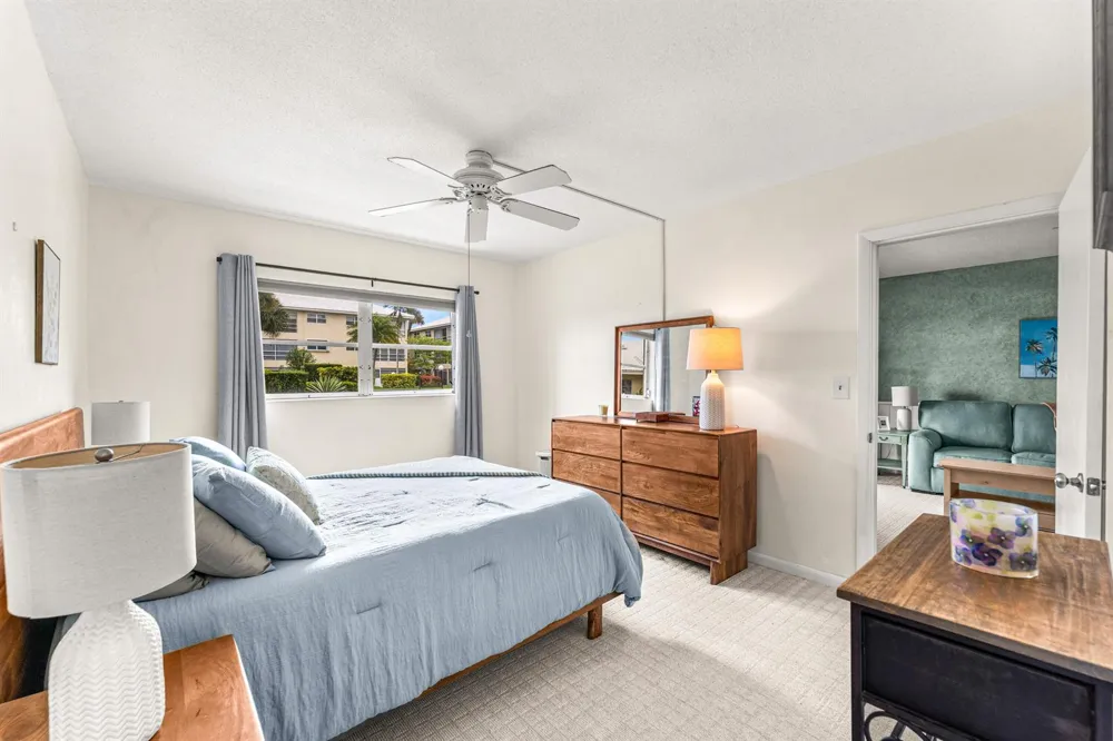 1951 NE 39th Street #131 Lighthouse Point, FL 33064
