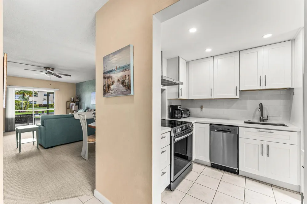 1951 NE 39th Street #131 Lighthouse Point, FL 33064