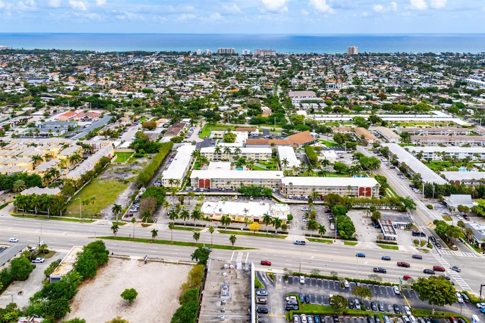 1951 NE 39th Street #131 Lighthouse Point, FL 33064