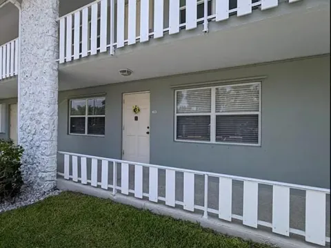 5550 Ocean Boulevard #106