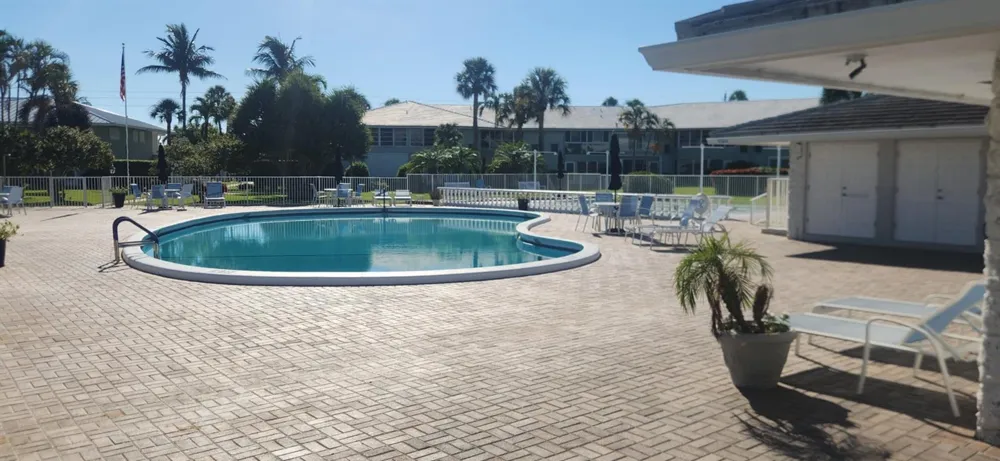 5550 Ocean Boulevard #106 Ocean Ridge, FL 33435