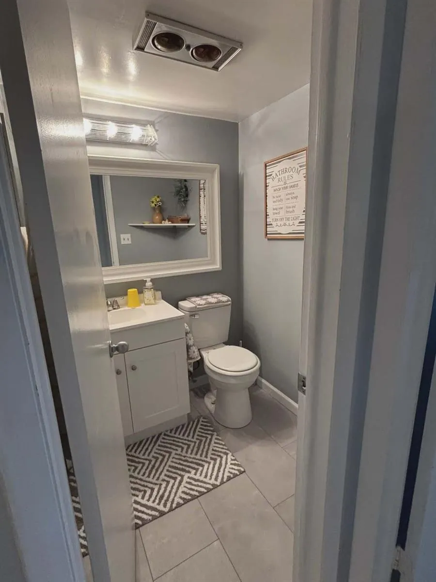 5550 Ocean Boulevard #106 Ocean Ridge, FL 33435