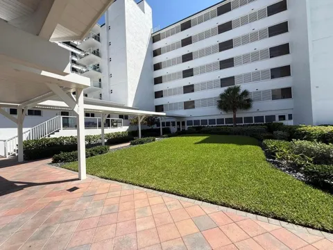 2909 S Ocean Boulevard #6a