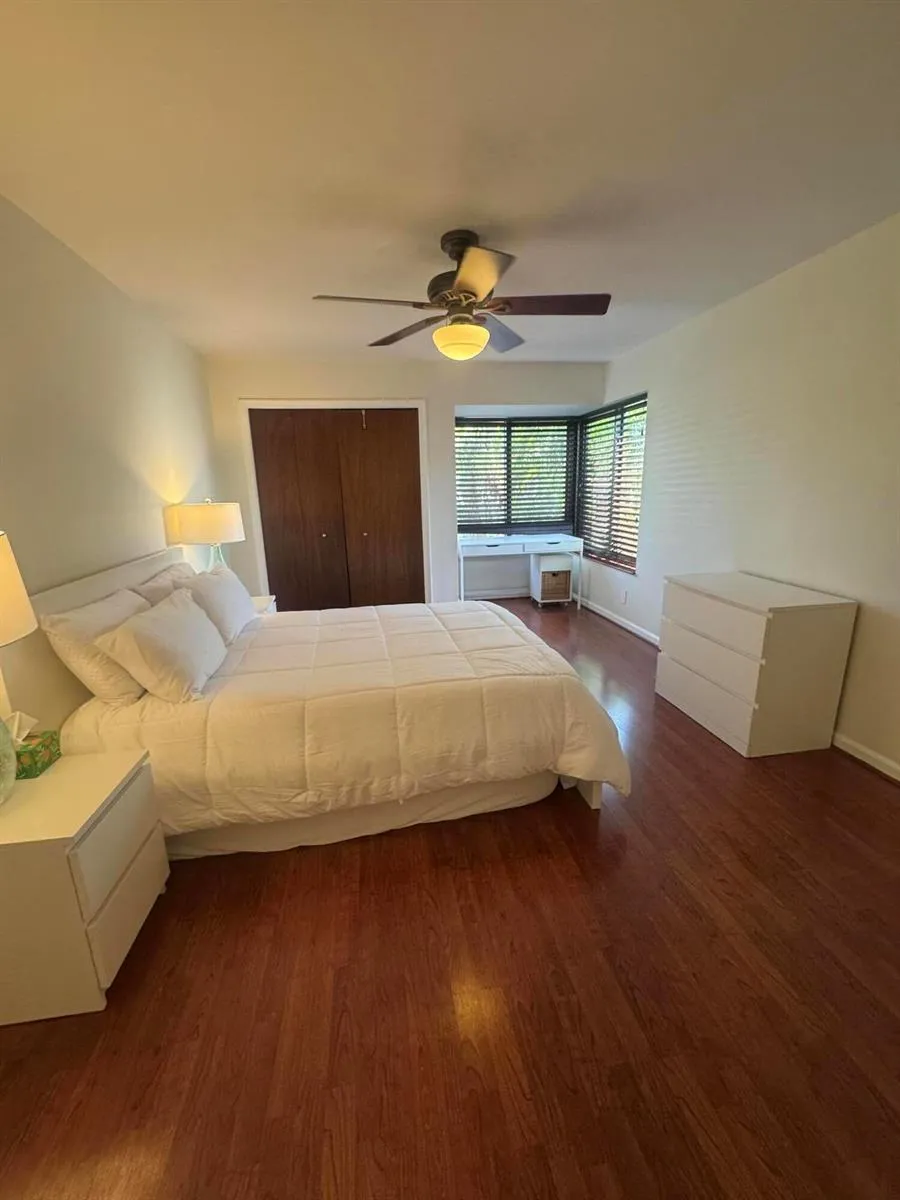 1127 Boca Cove Lane Highland Beach, FL 33487