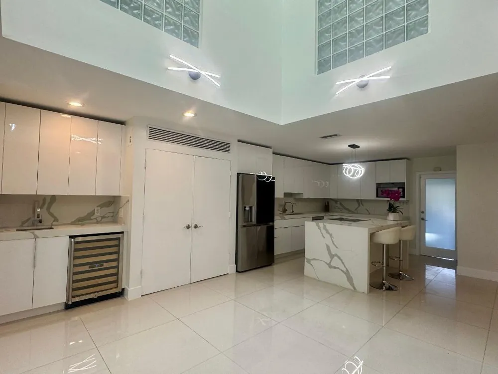 1127 Boca Cove Lane Highland Beach, FL 33487
