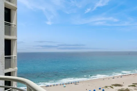 3000 Ocean Drive #18 G