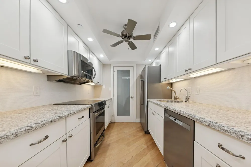 3000 Ocean Drive #18 G Singer Island, FL 33404