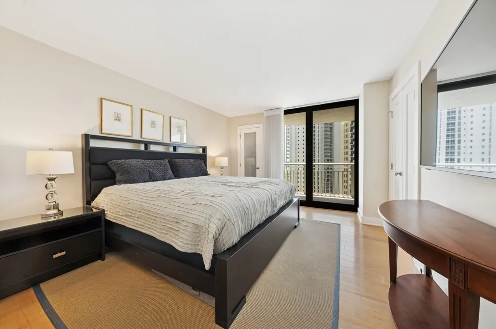 3000 Ocean Drive #18 G Singer Island, FL 33404