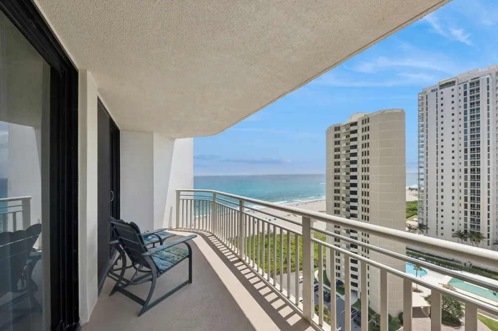 3000 Ocean Drive #18 G Singer Island, FL 33404