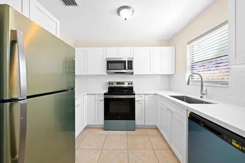 3281 E Golf Boulevard #4