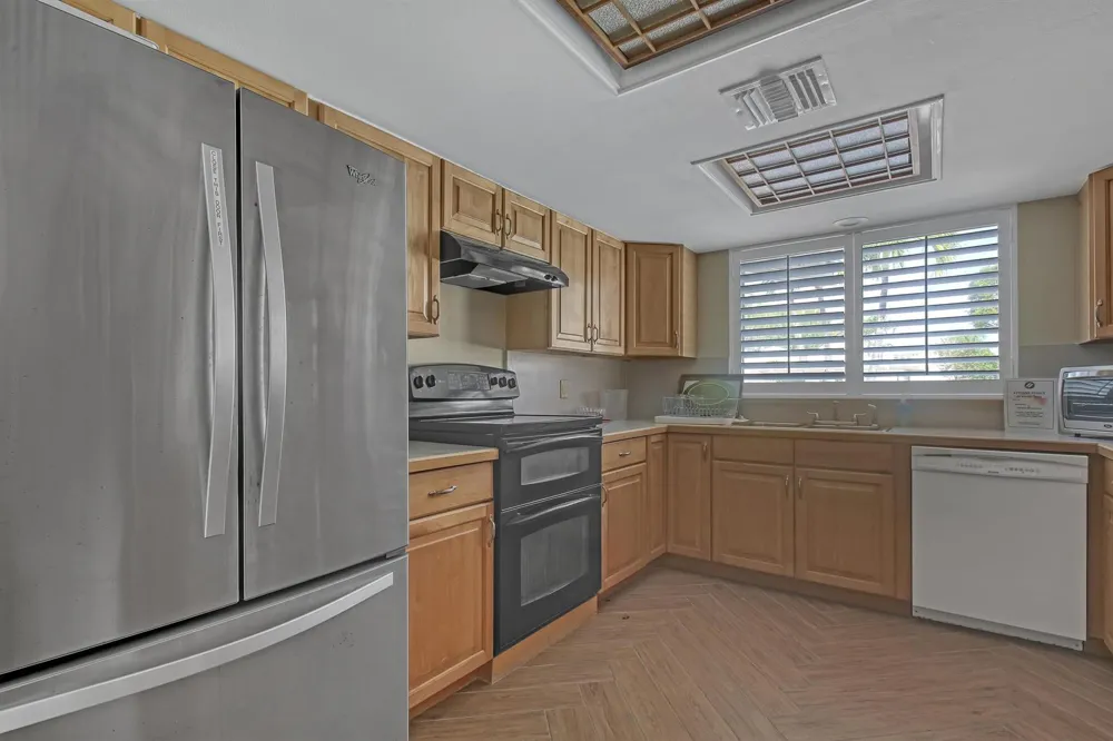 1250 Sugar Sands Boulevard #207 Singer Island, FL 33404