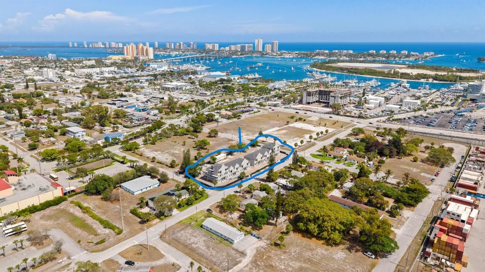 1101 W 11th Street Riviera Beach, FL 33404