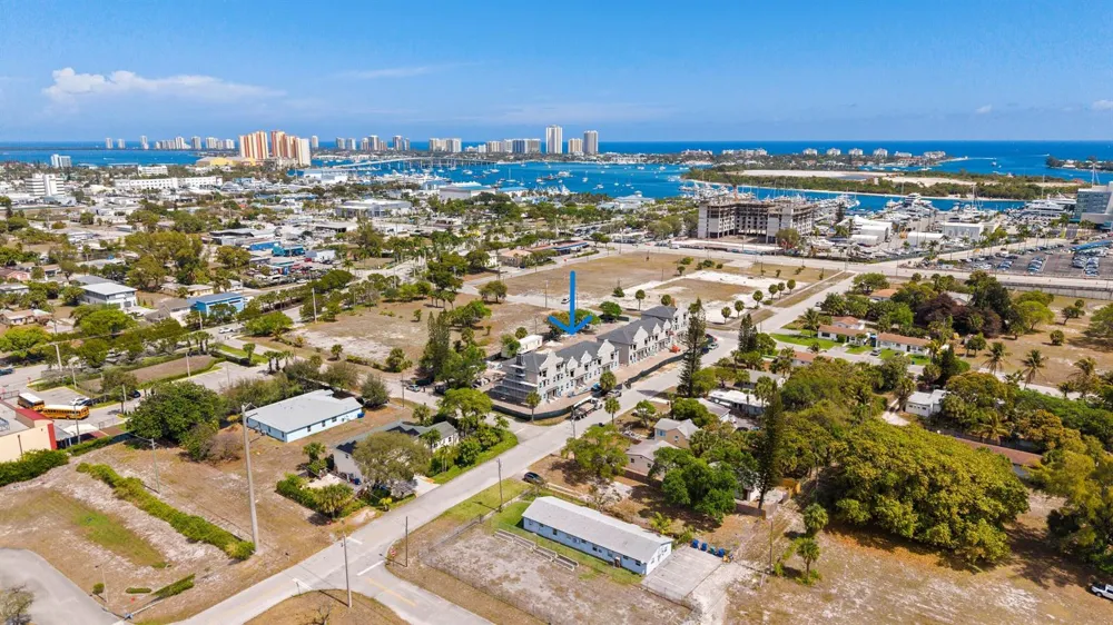 1101 W 11th Street Riviera Beach, FL 33404