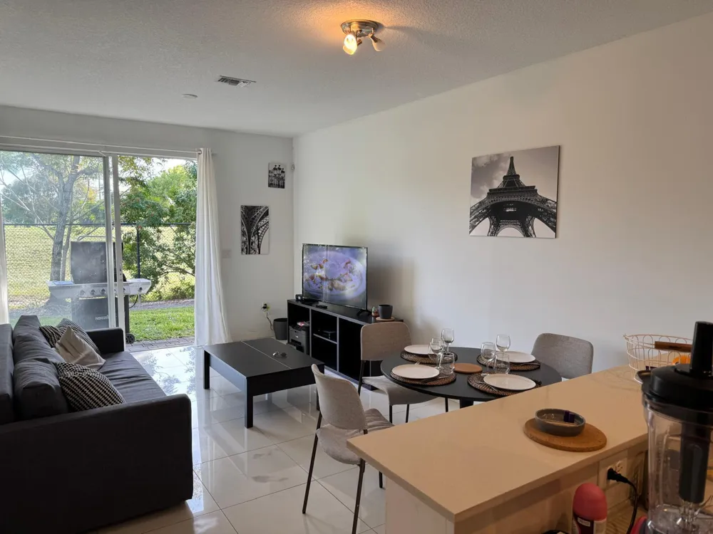 3596 NW 13th Street #3596 Lauderhill, FL 33311